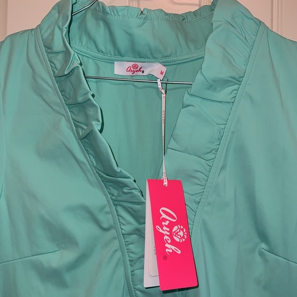 NWT Aryeh size M ruffle neck sleeveless top - Picture 2 of 3